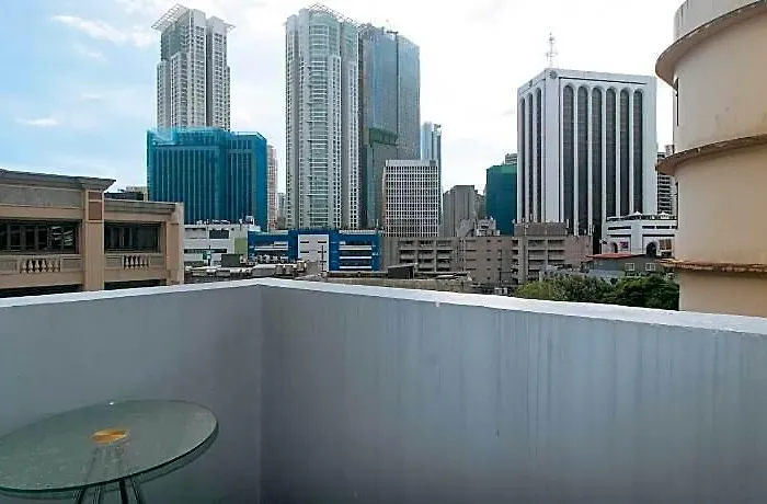 Hotel Reddoorz @ Tjmg By Bel Air Soho Makati