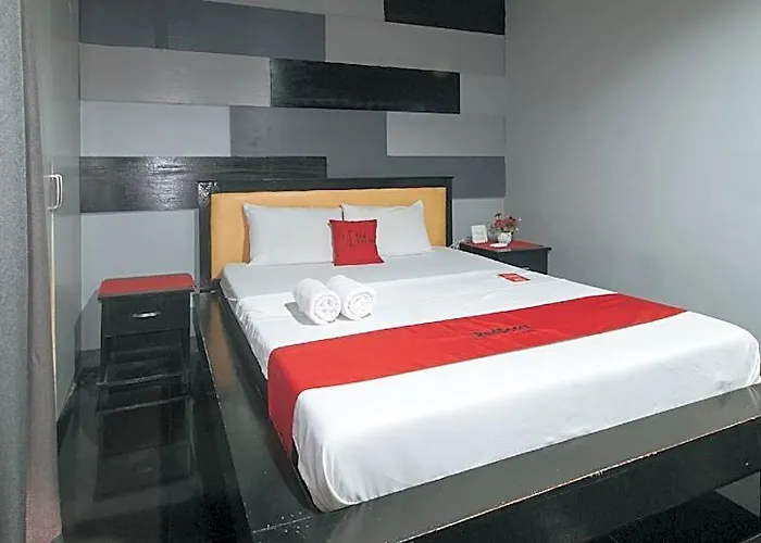 Reddoorz @ Tjmg By Bel Air Soho Makati Hotel Manila